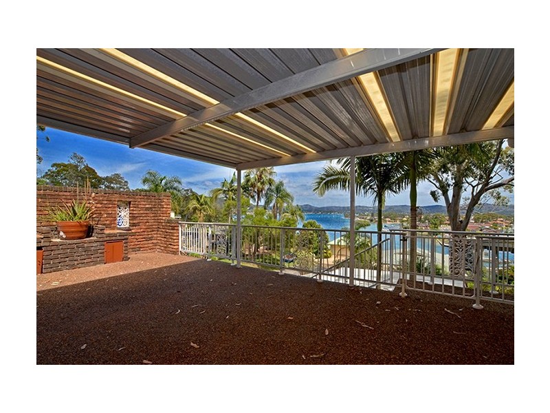 2 Daley Avenue, Daleys Point NSW 2257