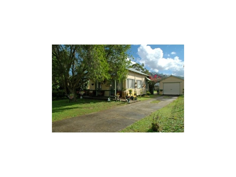 223 & 223A Ocean View Road, Ettalong Beach NSW 2257