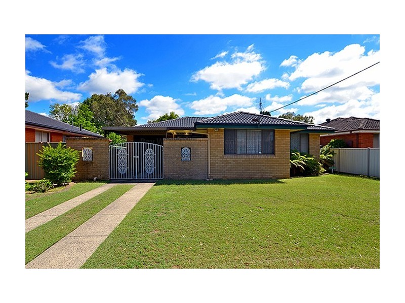 6 Pattie Place, Woy Woy NSW 2256
