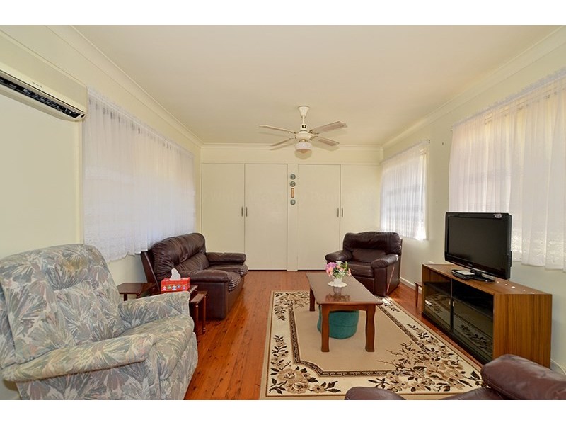 6 Pattie Place, Woy Woy NSW 2256