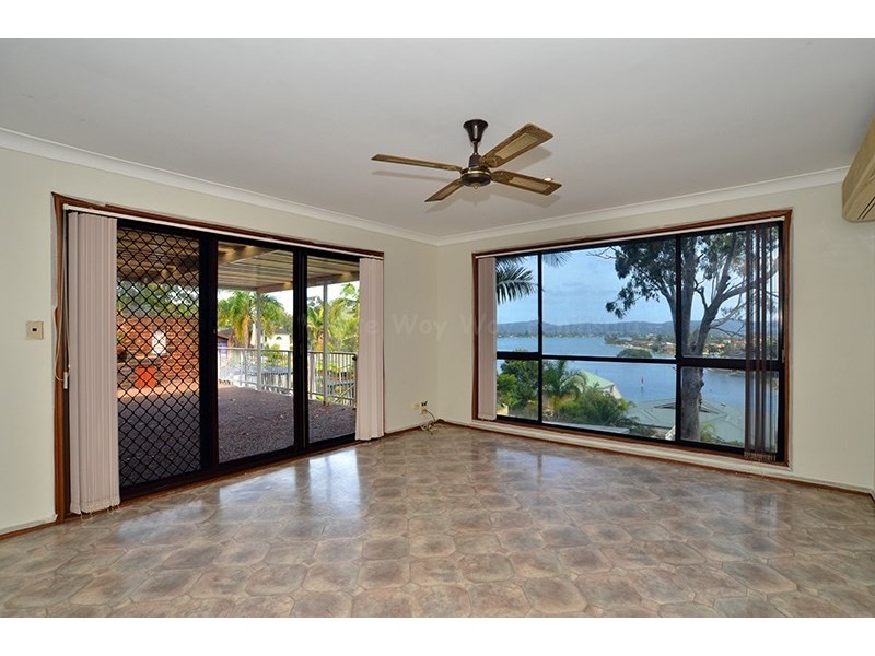 2 Daley Avenue, Daleys Point NSW 2257