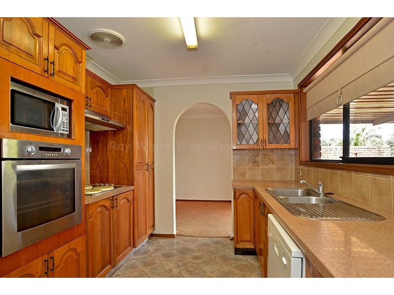 2 Daley Avenue, Daleys Point NSW 2257