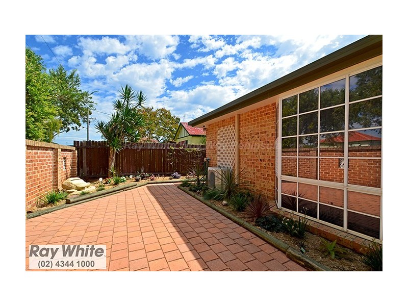 1/15 Alpha Road, Woy Woy NSW 2256