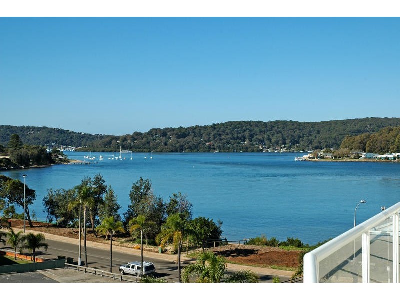 Level 4 405/51-54 The Esplanade, Ettalong Beach NSW 2257
