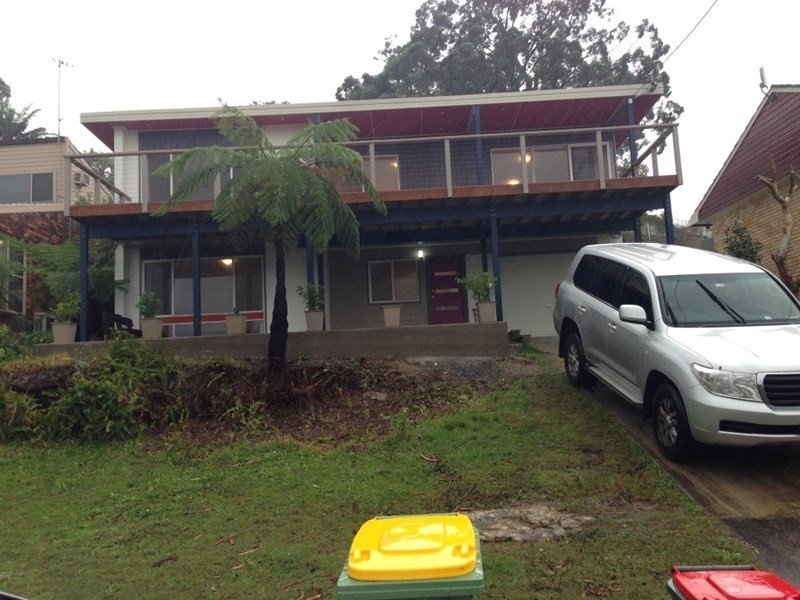 36 Sandstone Crescent, Tascott NSW 2250