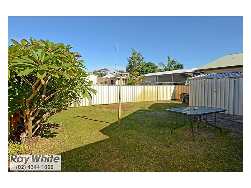 78 Dunalban Avenue, Woy Woy NSW 2256
