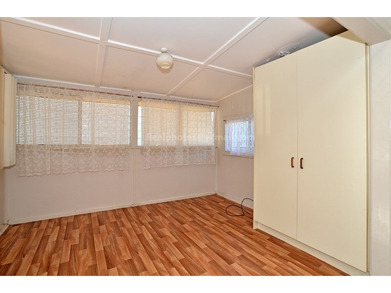 78 Dunalban Avenue, Woy Woy NSW 2256