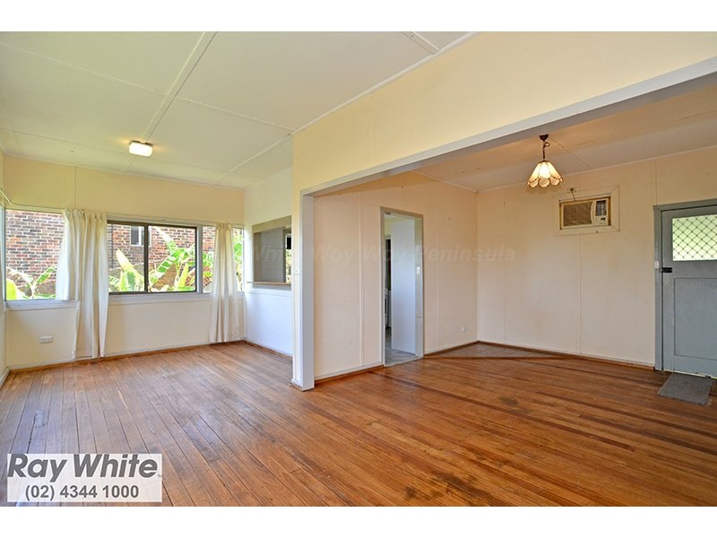 37 Daley Avenue, Daleys Point NSW 2257