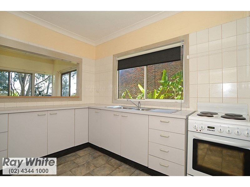 37 Daley Avenue, Daleys Point NSW 2257
