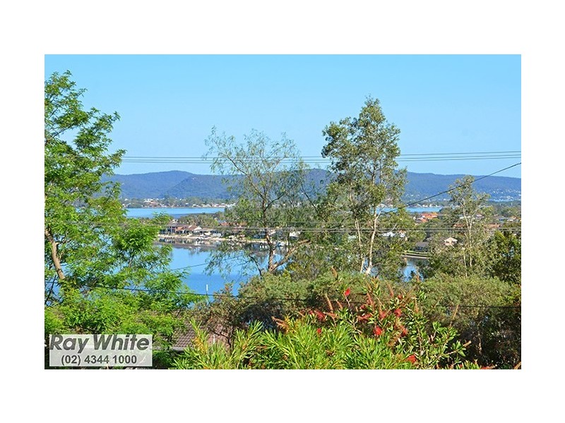 37 Daley Avenue, Daleys Point NSW 2257