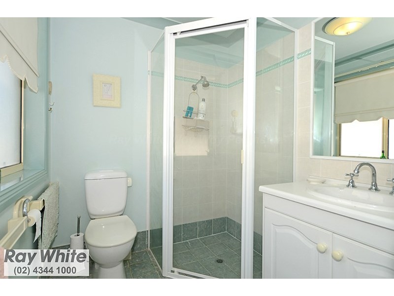 111 Bronzewing Drive, Erina NSW 2250