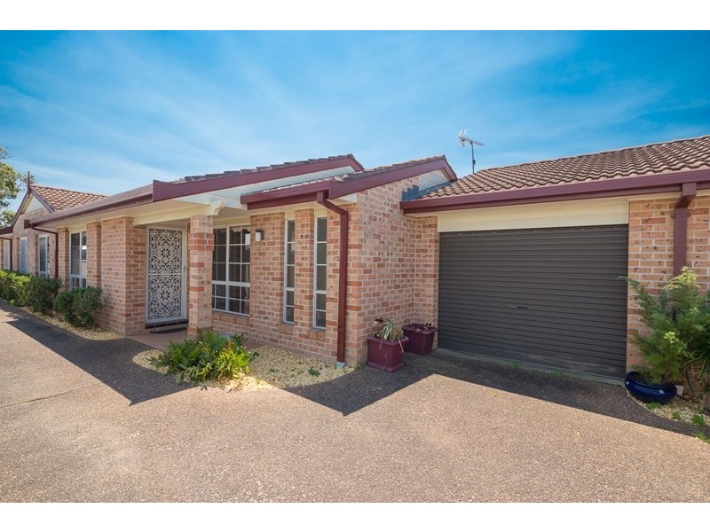 2/20 Ocean Beach Road, Woy Woy NSW 2256