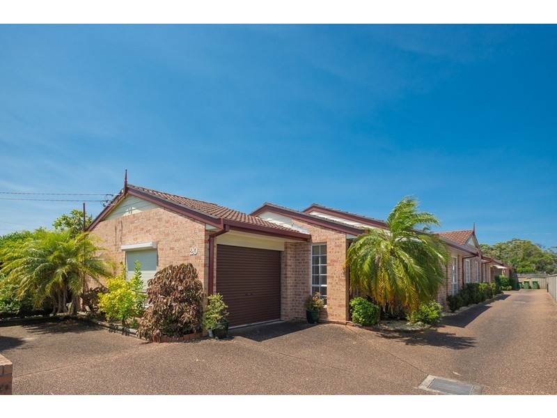 2/20 Ocean Beach Road, Woy Woy NSW 2256