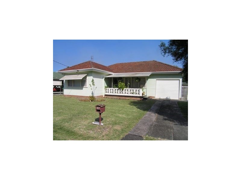52 Camellia Circle, Woy Woy NSW 2256