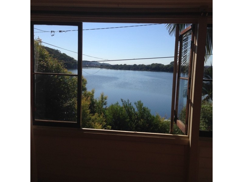 10 Monastir Road, Phegans Bay NSW 2256