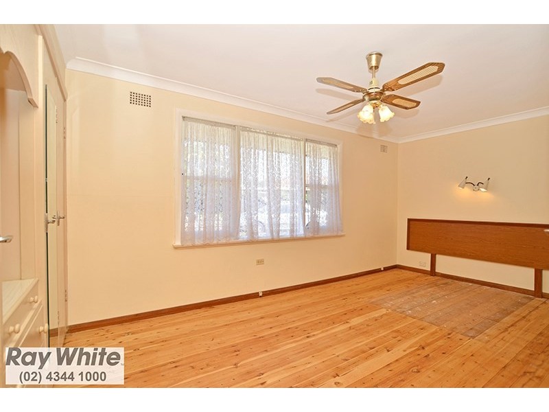 2 Robin Crescent, Woy Woy NSW 2256