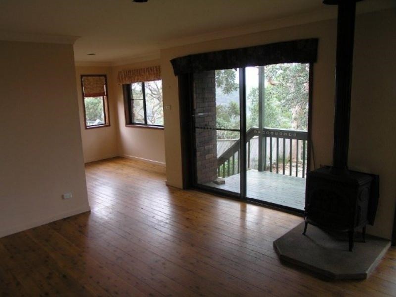 54 Kingsview Drive, Umina Beach NSW 2257