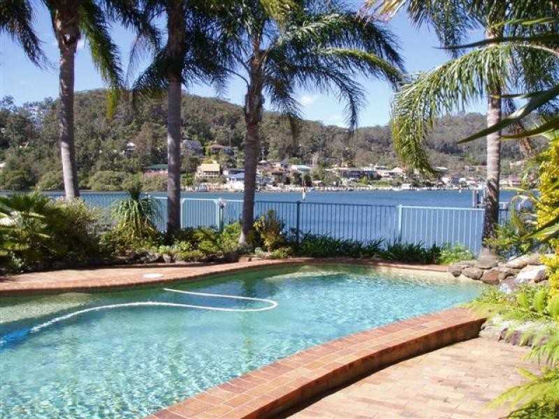 St Huberts Island NSW 2257