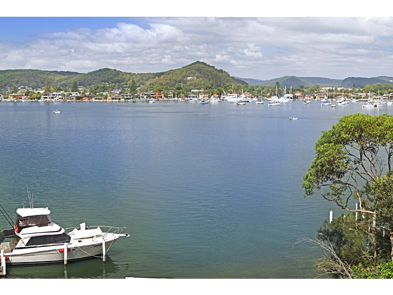 114 Daley Avenue, Daleys Point NSW 2257