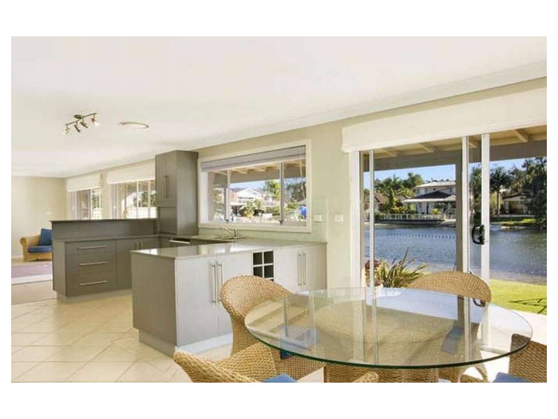 10 Salacia Close, St Huberts Island NSW 2257