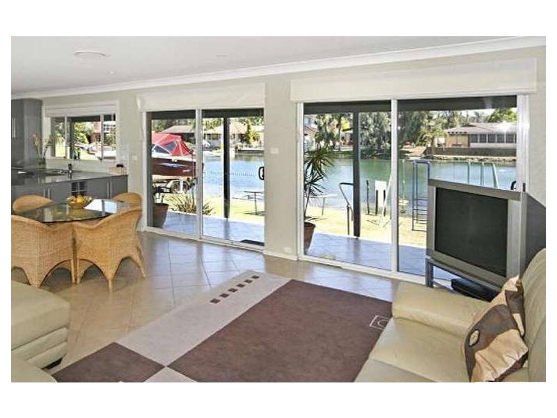 10 Salacia Close, St Huberts Island NSW 2257