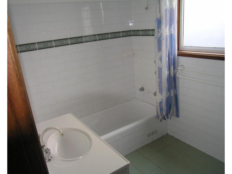 99 Woy Woy Road, Woy Woy NSW 2256