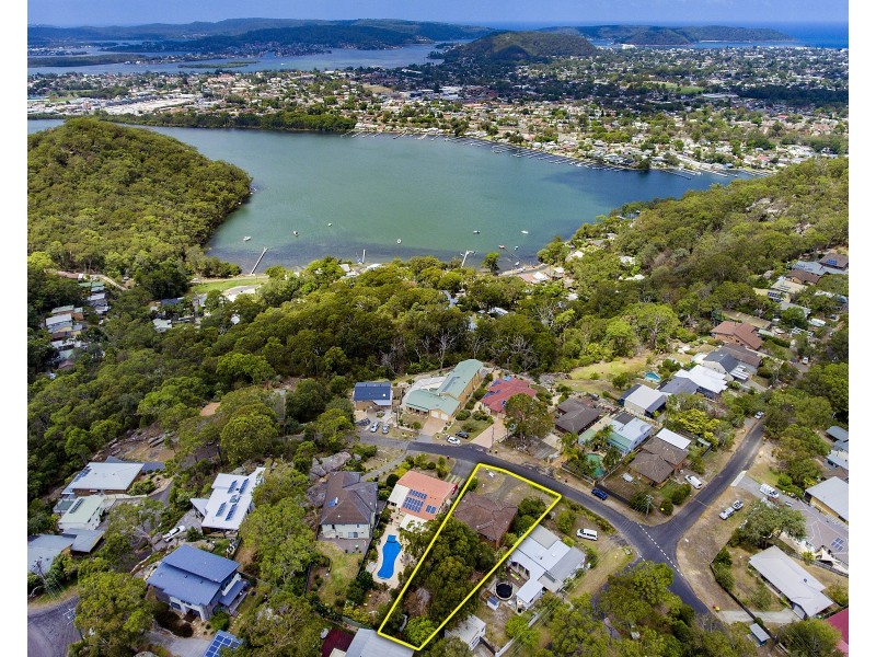 9 Wattle Crescent, Phegans Bay NSW 2256