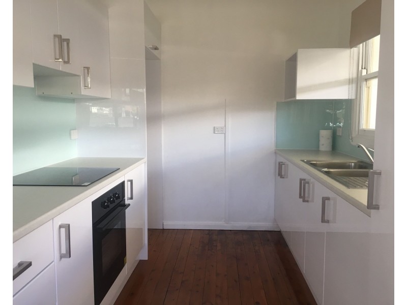 33 Billabong Street, Woy Woy NSW 2256