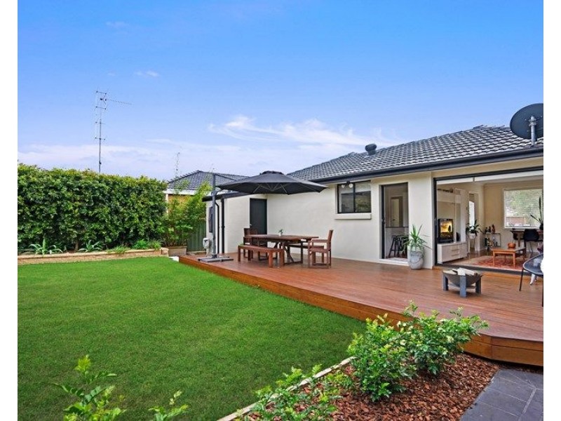 8 Billabong Street, Woy Woy NSW 2256