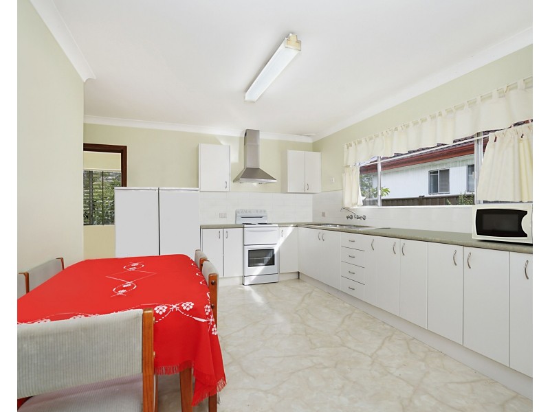 82 McMasters Road, Woy Woy NSW 2256