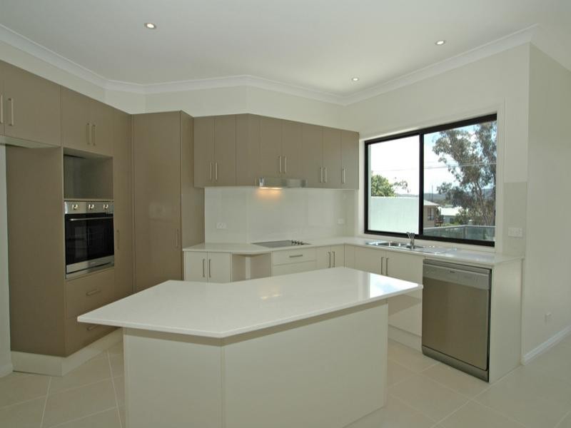 2/9 Sorrento Road, Empire Bay NSW 2257