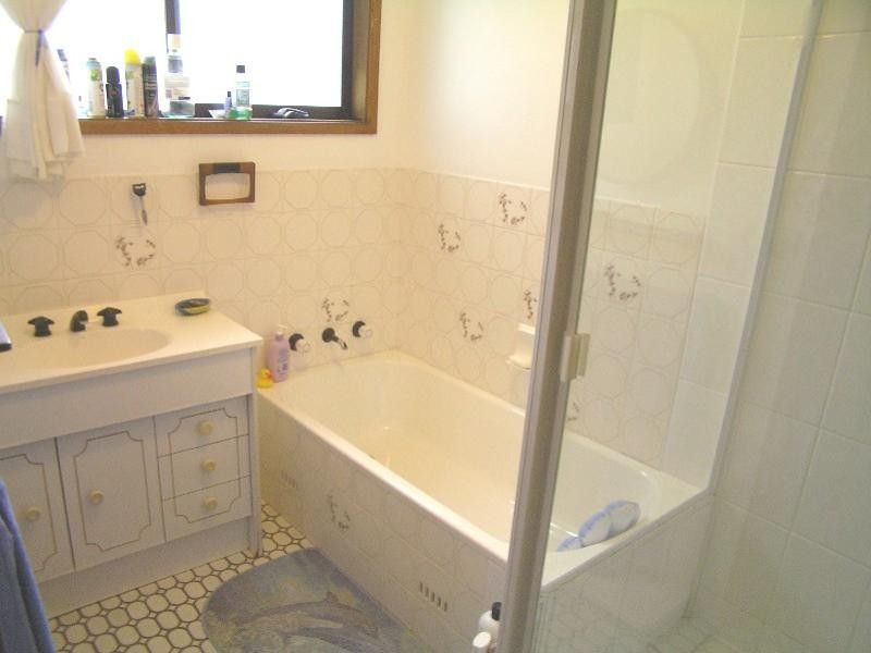 11a Holcome Avenue, Narara NSW 2250