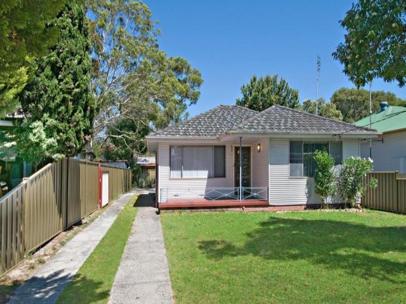 317 Ocean Beach Road, Umina Beach NSW 2257