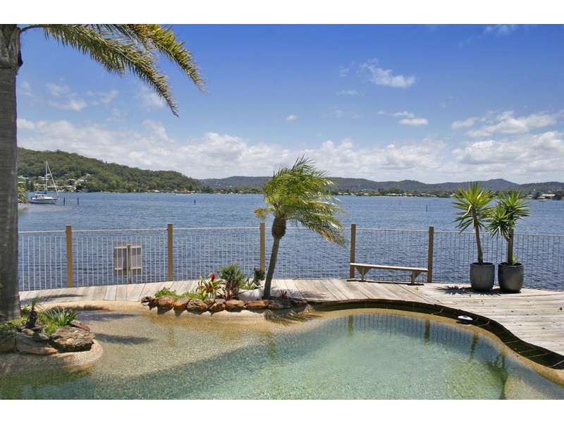 St Huberts Island NSW 2257