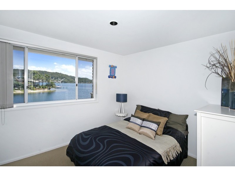 St Huberts Island NSW 2257