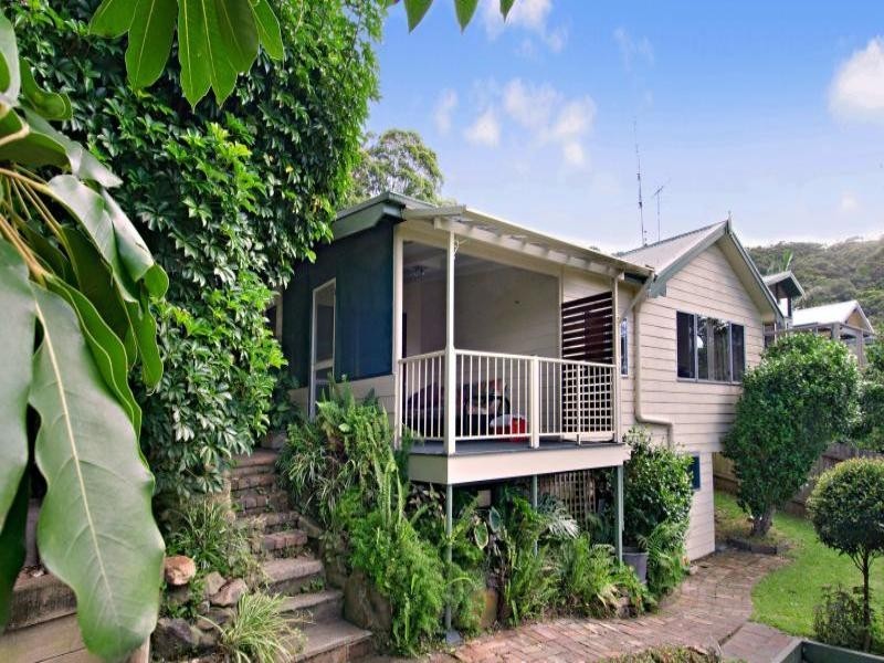 16 Fishermans Parade, Daleys Point NSW 2257