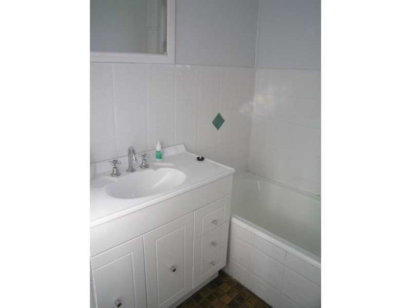 46 Dorothy Avenue, Woy Woy NSW 2256