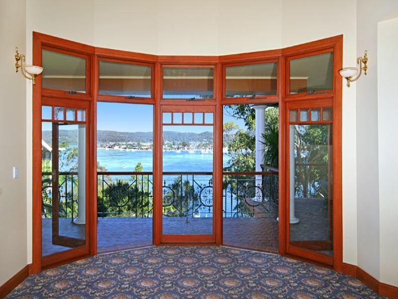 96 Daley Avenue, Daleys Point NSW 2257