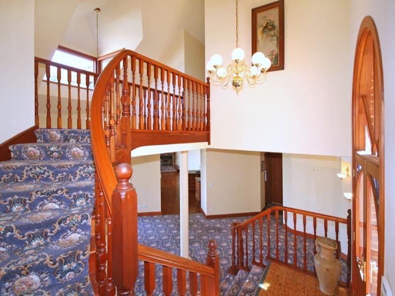 96 Daley Avenue, Daleys Point NSW 2257