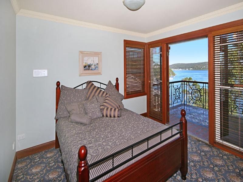 96 Daley Avenue, Daleys Point NSW 2257