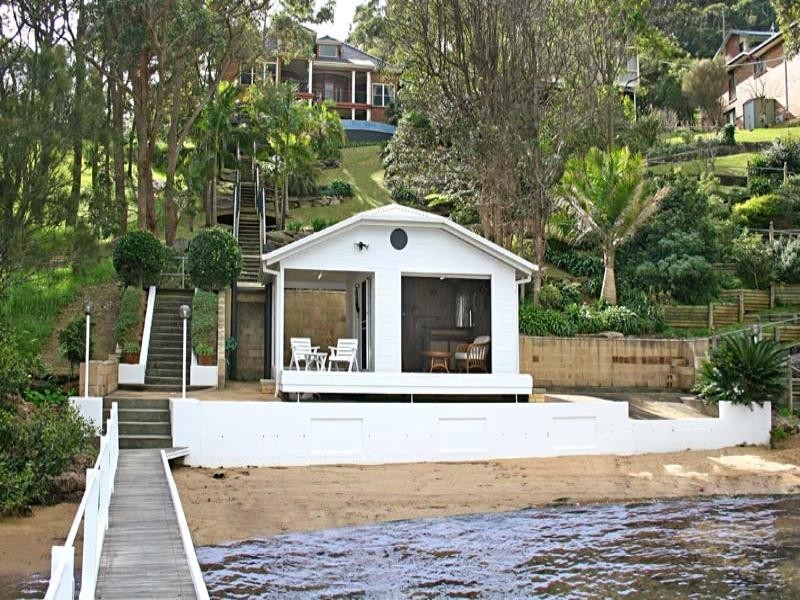 96 Daley Avenue, Daleys Point NSW 2257