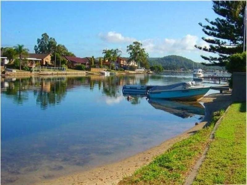 10 Salacia Close, St Huberts Island NSW 2257