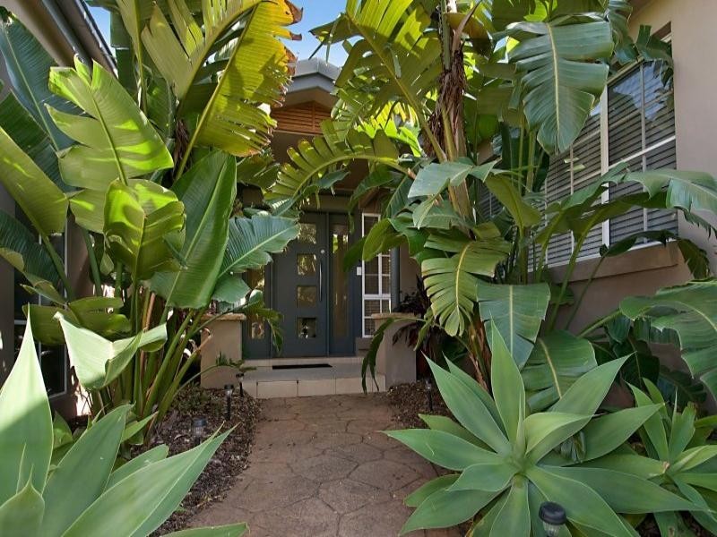 10 Salacia Close, St Huberts Island NSW 2257