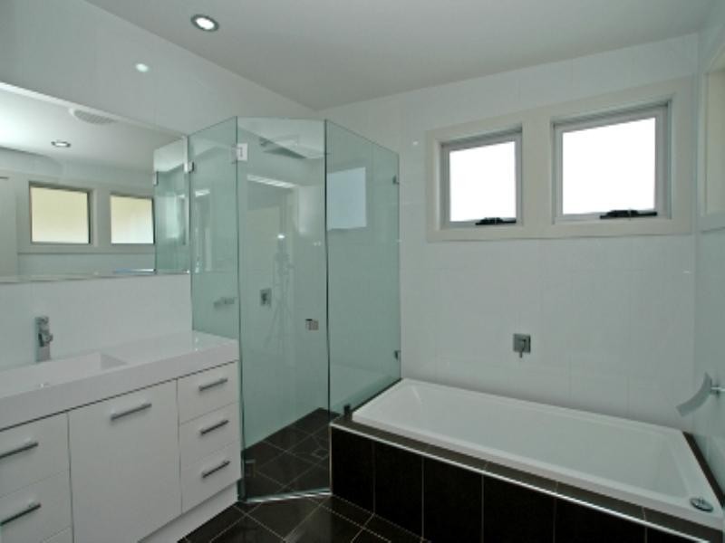 162 North Burge Road, Woy Woy NSW 2256