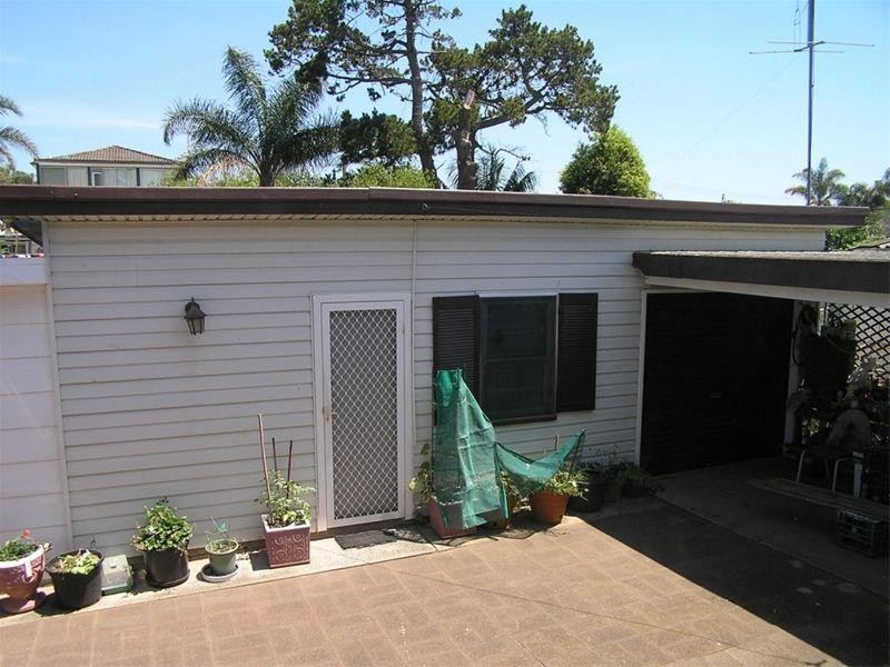 4 Gross Avenue, Umina Beach NSW 2257