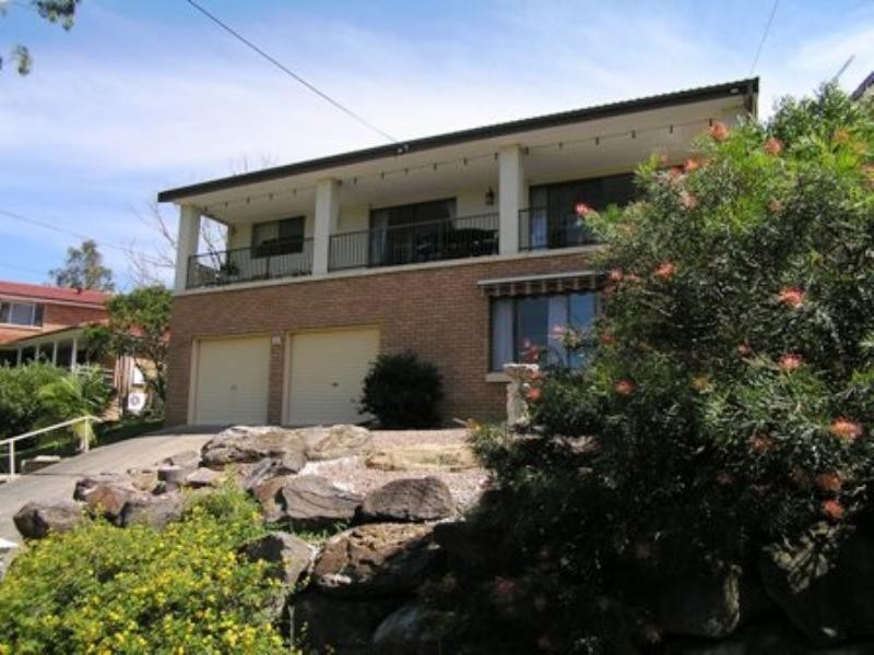 61 Daley Avenue, Daleys Point NSW 2257