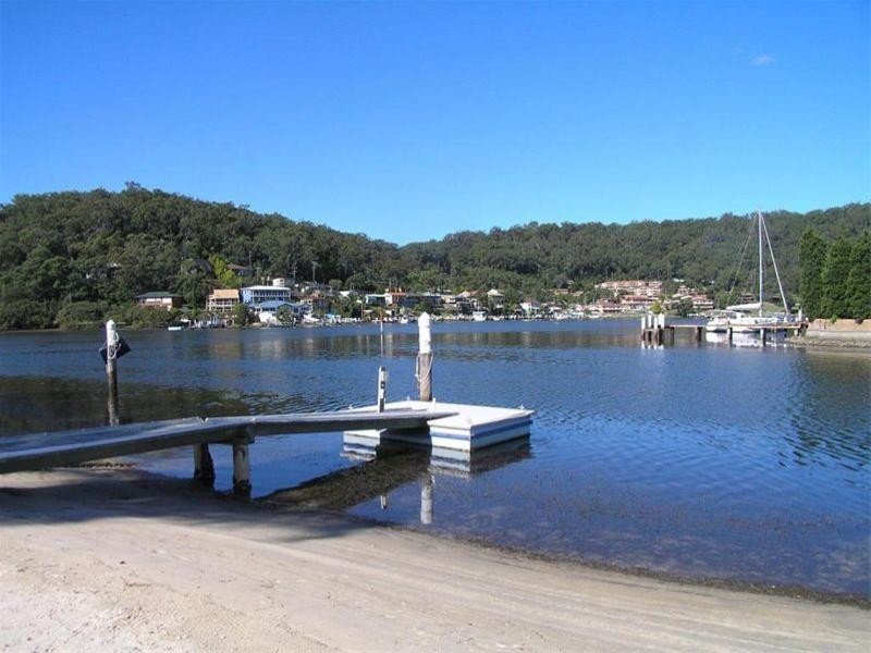 St Huberts Island NSW 2257