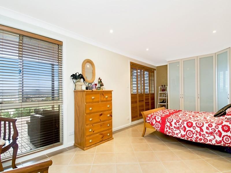 7 Daley Avenue, Daleys Point NSW 2257
