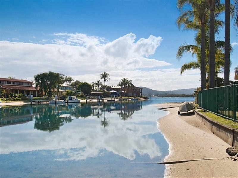 13 Long Arm Parade, St Huberts Island NSW 2257