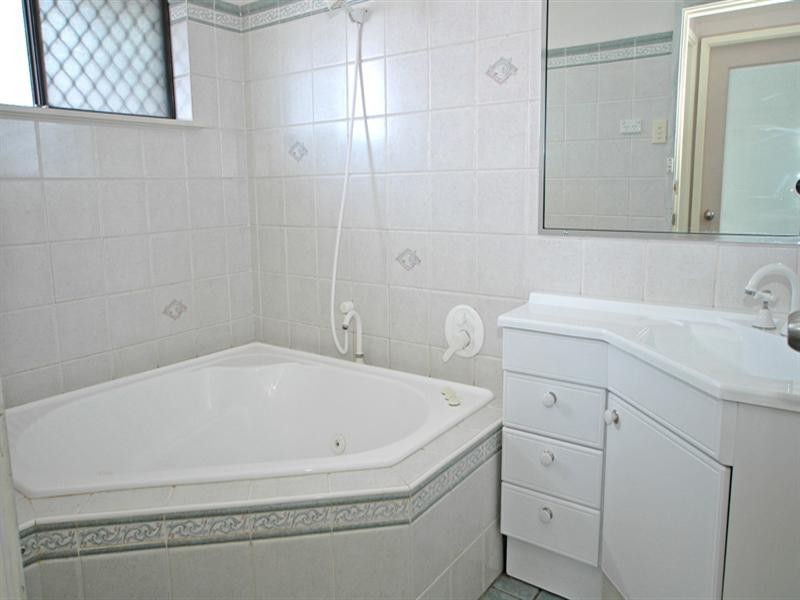 81 Mackenzie Avenue, Woy Woy NSW 2256